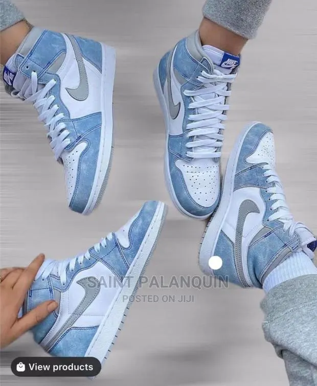Jordan One Sneaker · Photo 1