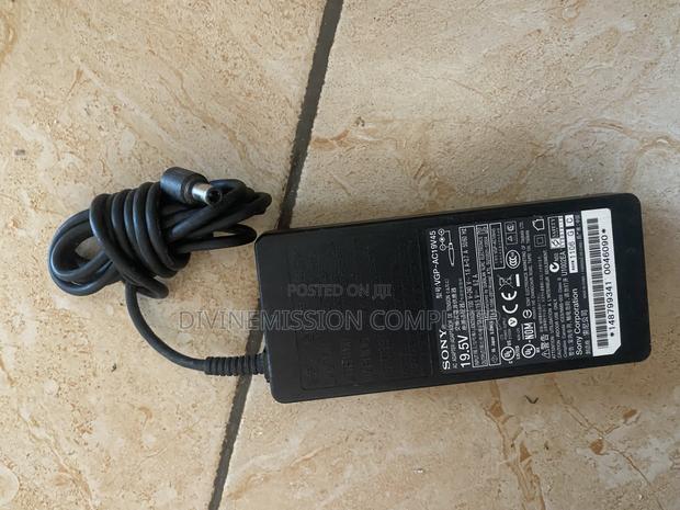 Sony Laptop/Tv Adapter 19.5v~6.2A (120w) Uk Used Original · Photo 3