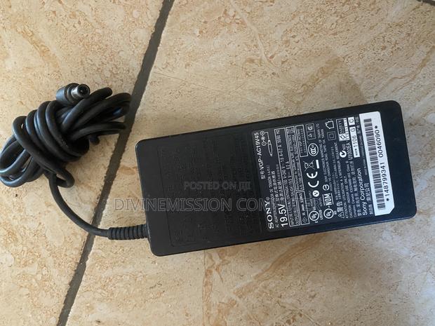 Sony Laptop/Tv Adapter 19.5v~6.2A (120w) Uk Used Original · Photo 4