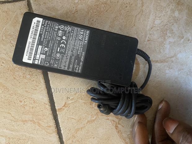 Sony Laptop/Tv Adapter 19.5v~6.2A (120w) Uk Used Original · Photo 1
