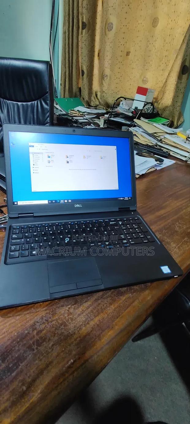 Laptop Dell Latitude 5590 8GB Intel Core I5 SSD 256GB · Photo 5