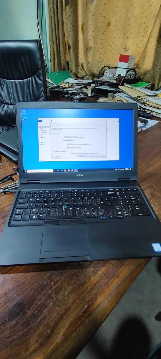 Laptop Dell Latitude 5590 8GB Intel Core I5 SSD 256GB · Photo 7