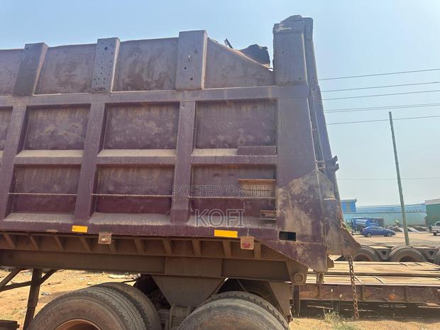 Semi Trailer Tipper Bucket · Photo 5