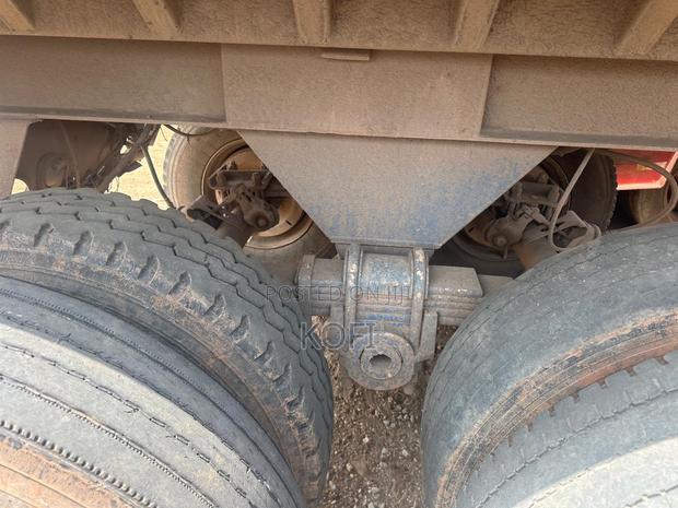 Semi Trailer Tipper Bucket · Photo 7