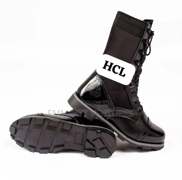 Mirror Boots · Photo 1