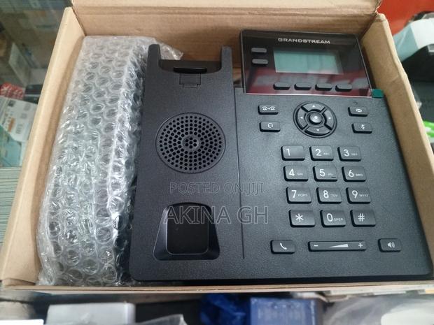 Grandstream Carrier-Grade IP Phone GRP2602 · Photo 2