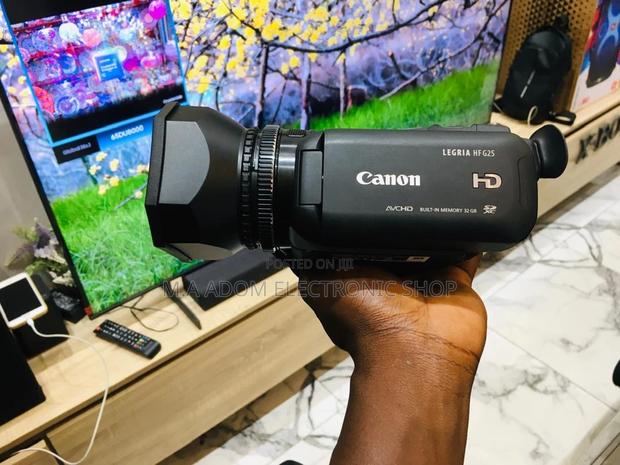 Canon Legria Hf G25: Your Creative Vision, Captured · Photo 1
