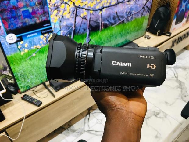 Canon Legria Hf G25: Elevate Your Video Production · Photo 1