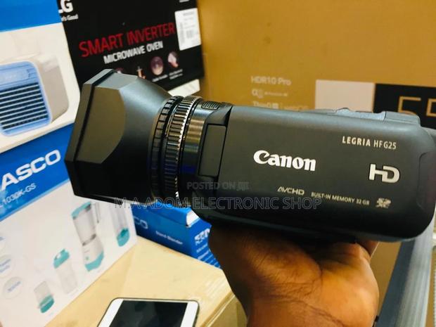 Canon Legria Hf G25: Your Story, Your Way · Photo 1
