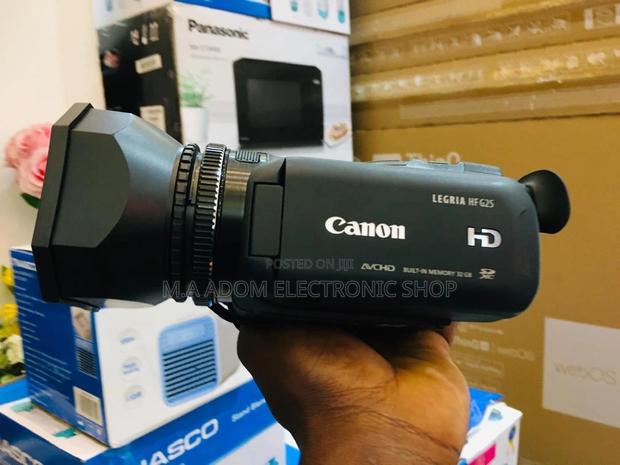 Canon Legria Hf G25: Your Pocket-Sized Film Studio · Photo 1
