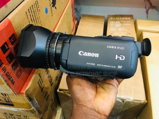 Canon Legria Hf G25: Your Cinematic Vision, Captured · Photo 1