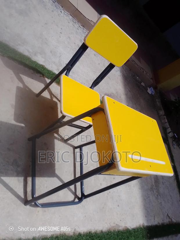 Students Desk · Photo 1