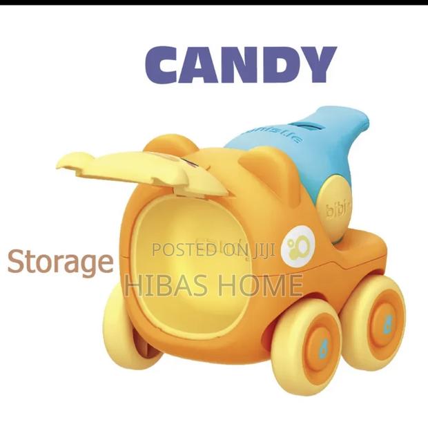 Whistle Inertia Car 4pcs Push Go Toy Car · Photo 6