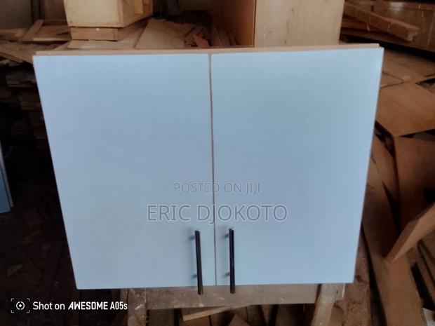 Kitchen Cabinet Top · Photo 1