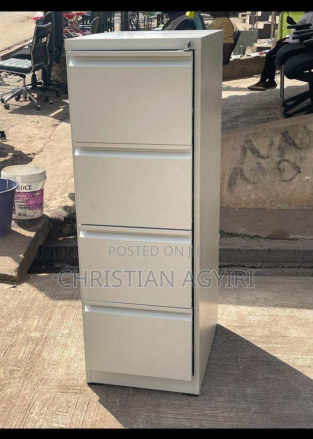 Office/ File Cabinet/ Drawers · Photo 2