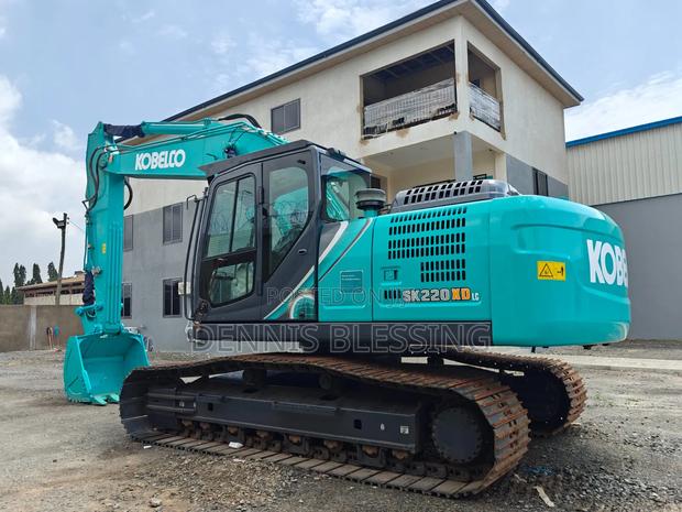 Kobelco Excavator · Photo 2