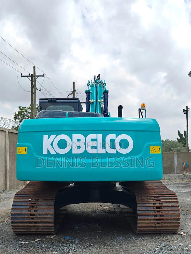 Kobelco Excavator · Photo 3