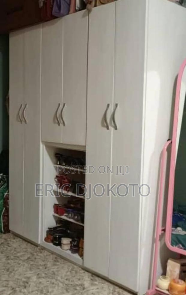 Wardrobe Cabinet Express · Photo 1