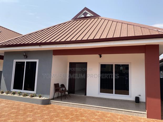 3bdrm Block of Flats in East Legon Ogbojo for sale · Photo 2