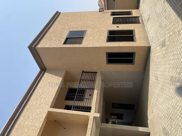 3bdrm Duplex in Lakeside Community 1 for sale · Photo 6