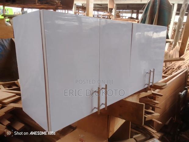 Kitchen Cabinet Top · Photo 1
