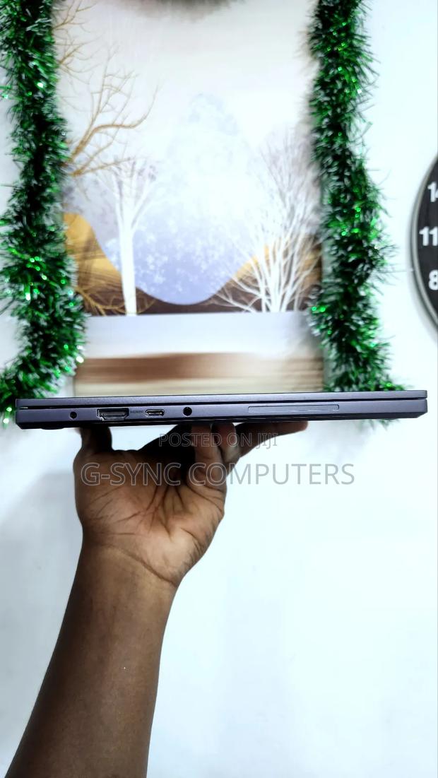 Laptop Samsung Galaxy Book 2 16GB Intel Core i7 SSD 512GB · Photo 7