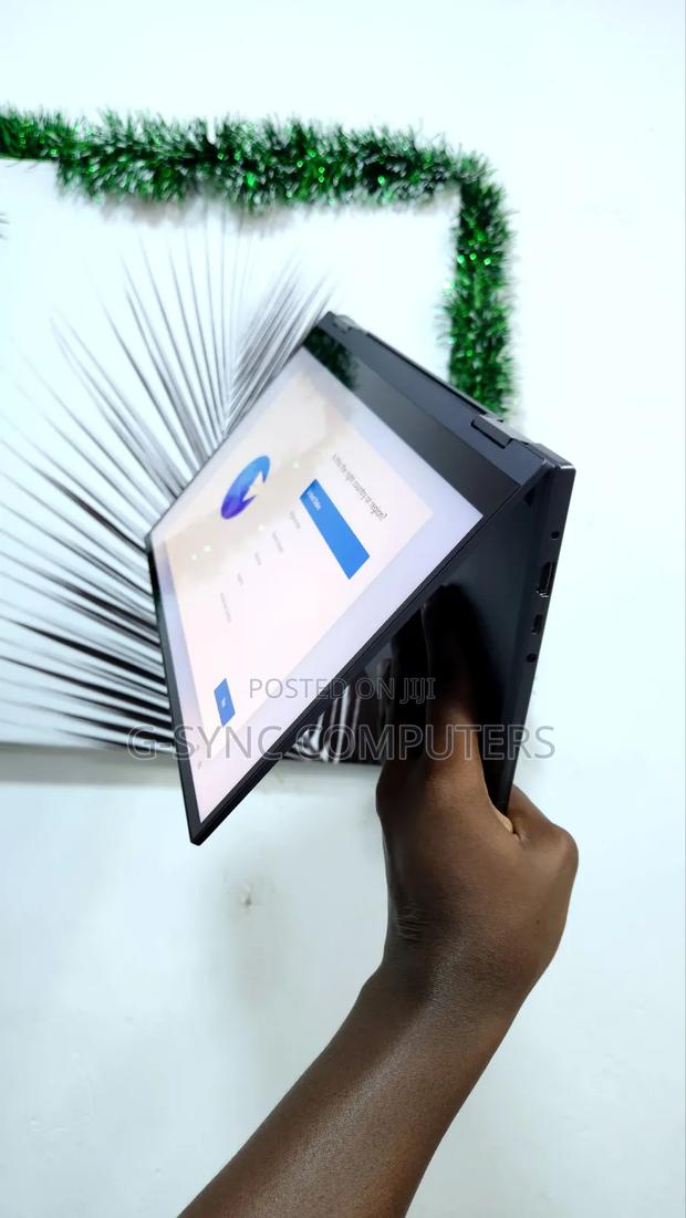 Laptop Samsung Galaxy Book 2 16GB Intel Core i7 SSD 512GB · Photo 2