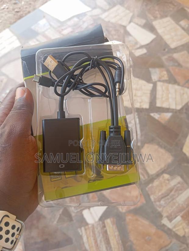 VGA to HDTV Adapter · Photo 2