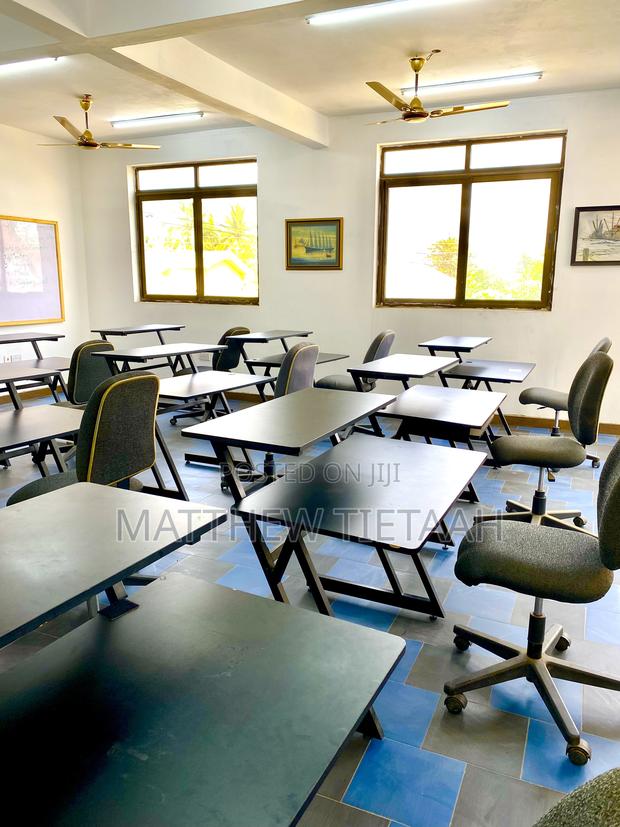 Conference/ Training/ Classroom/ Event Center/ Meeting Room/ Space · Photo 6