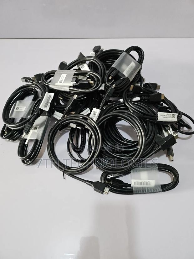HDMI to HDMI Cable · Photo 5