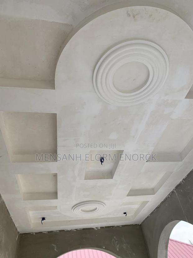 We Are A Good Company Workers Construction.Pop , Tiler , · Photo 1