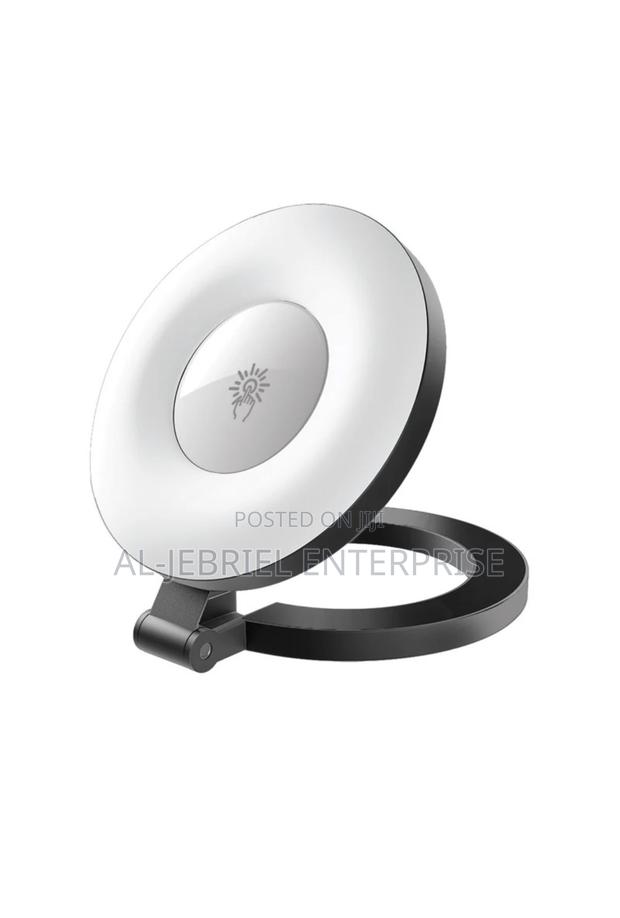 Lromate Maghalo LED Light + Magsafe Compatible Phone Mount · Photo 1