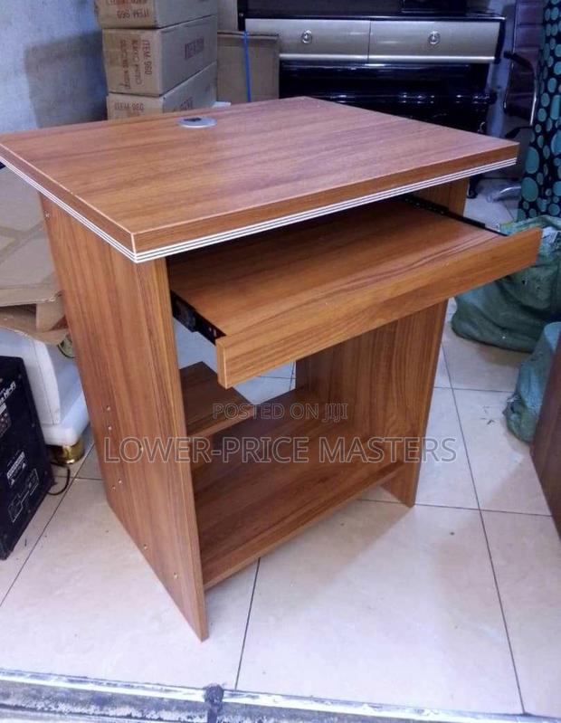 Office Desk · Photo 2