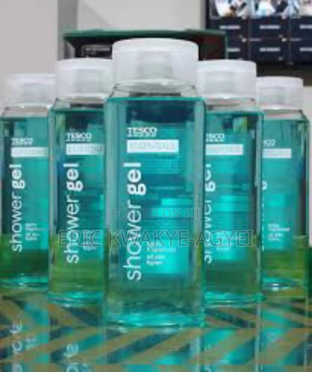 Tesco Essentials Shower Gel Lightly Fragranced 300ml · Photo 2