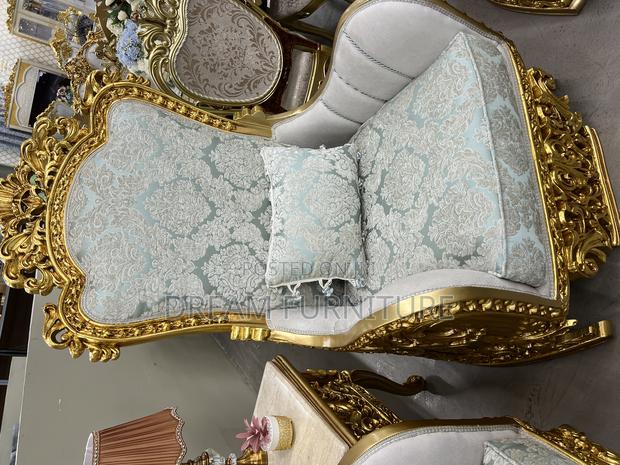 Luxury Royal Sofa Set · Photo 4