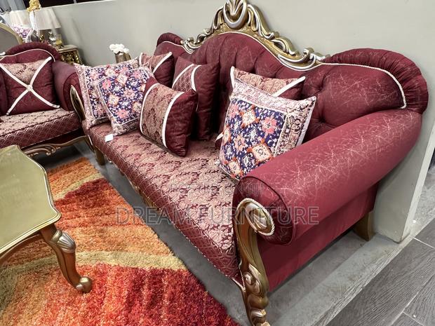 Luxury Living Room Sofa(Royal) · Photo 2