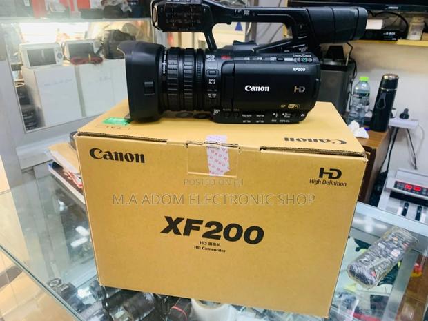 Canon Xf200video Camcorder: Capture the Moment, Perfectly · Photo 1