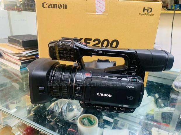 Canon XF200 Camcorder: Professional Video Capture Redefined · Photo 1