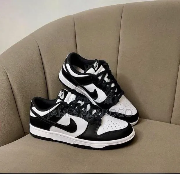 DeHighest Sneakers · Photo 1