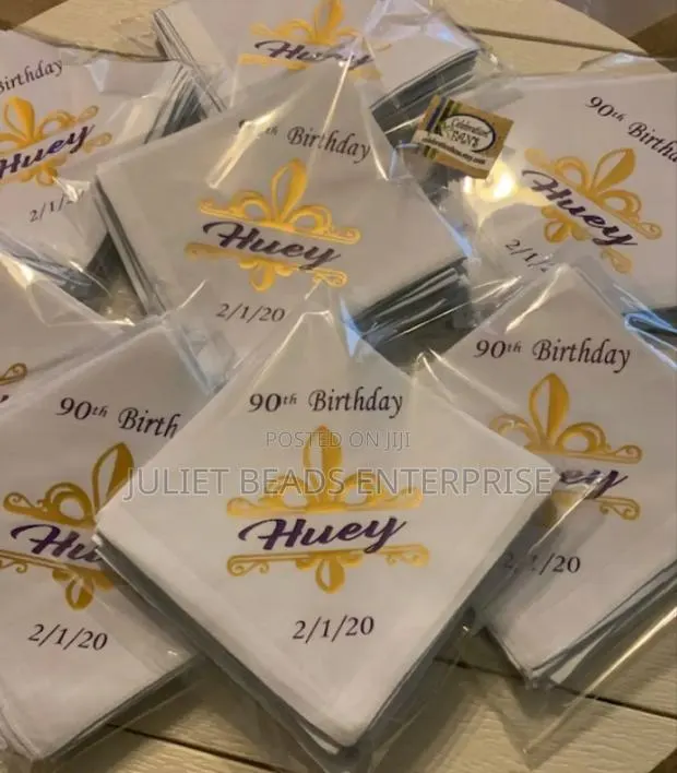 Customized Souvenirs · Photo 1