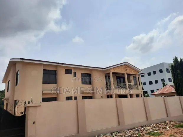 9bdrm Duplex in Shalom Estate, for sale · Photo 1