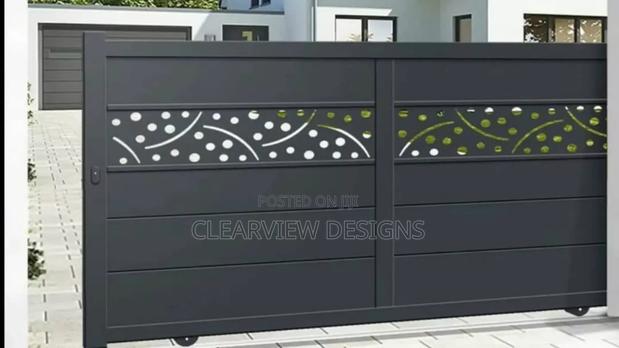Premium Sliding Gate / Metal Gate · Photo 1