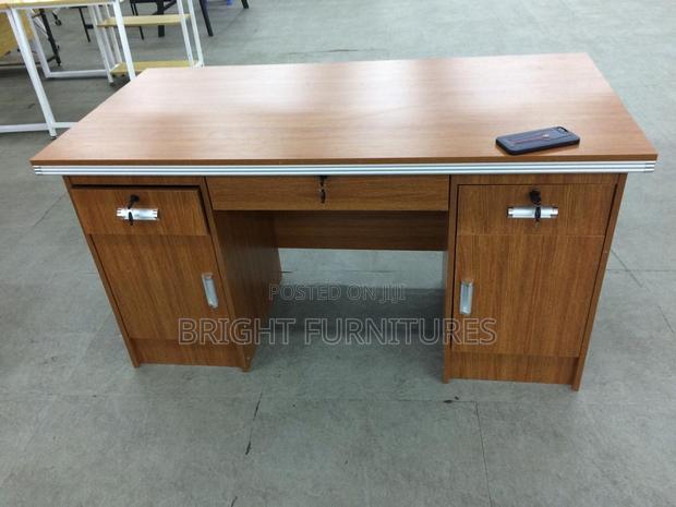 Office Table · Photo 1