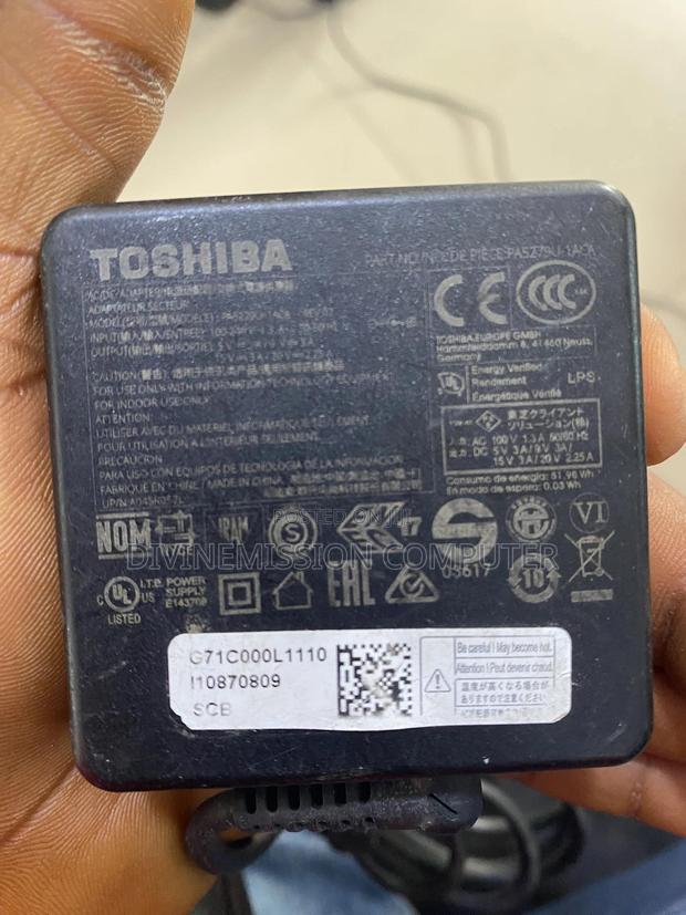 Toshiba Type C Laptop Adapter/Charger 5v9v12v~3A · Photo 6