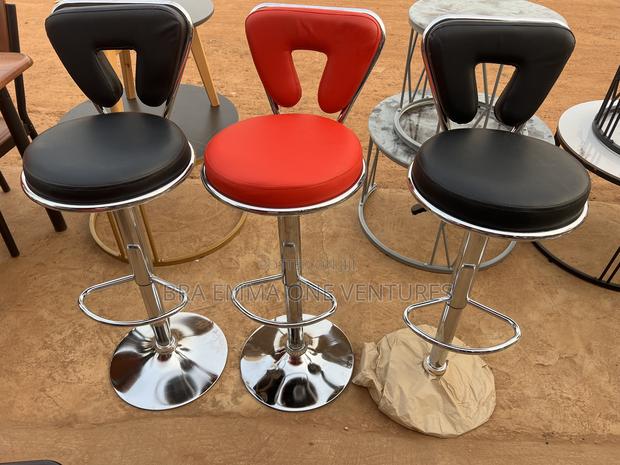 Brand New Adjustable Stools · Photo 1