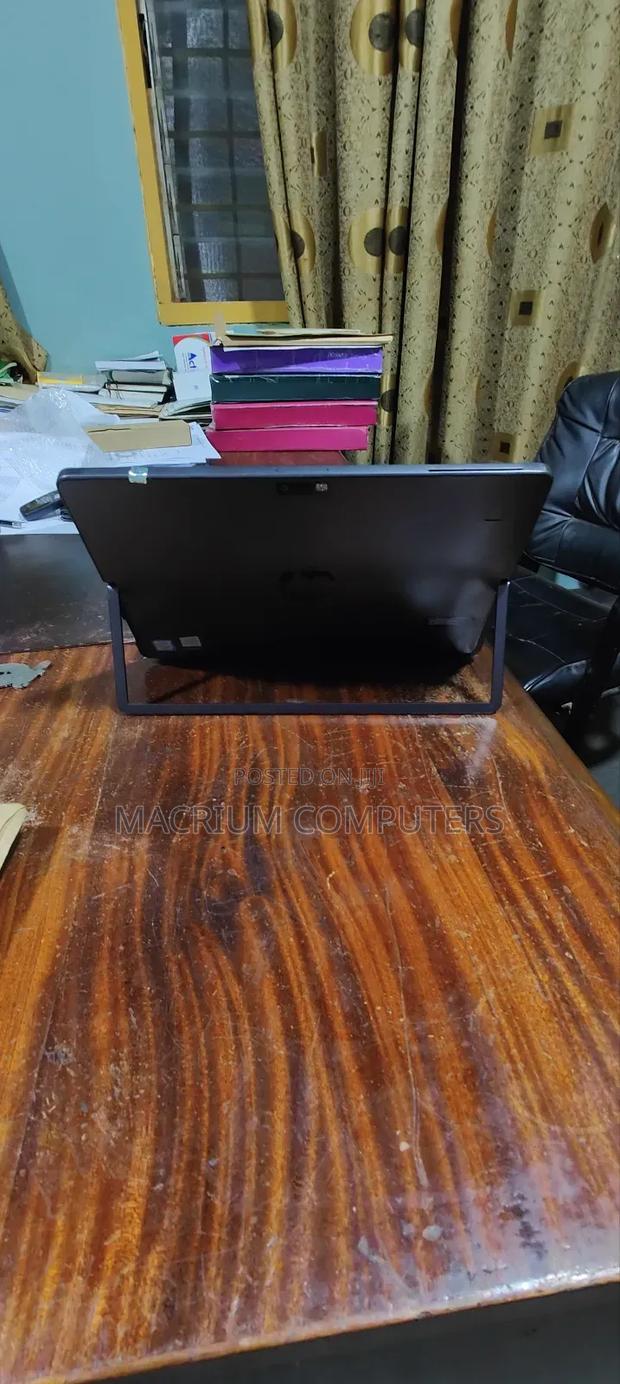 Laptop HP Pro X2 612 G2 4GB Intel Core i3 SSD 256GB · Photo 7