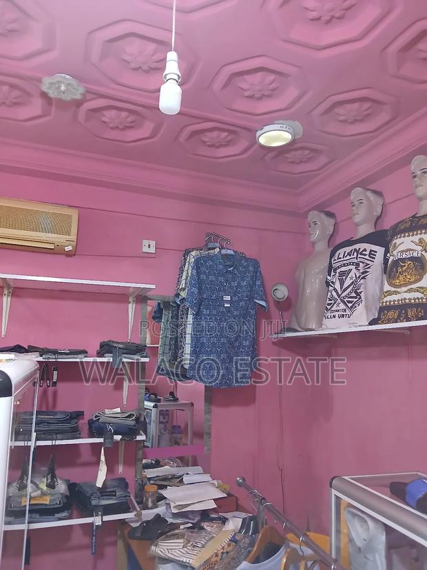 Shop at North Kaneshie for Rent · Photo 3