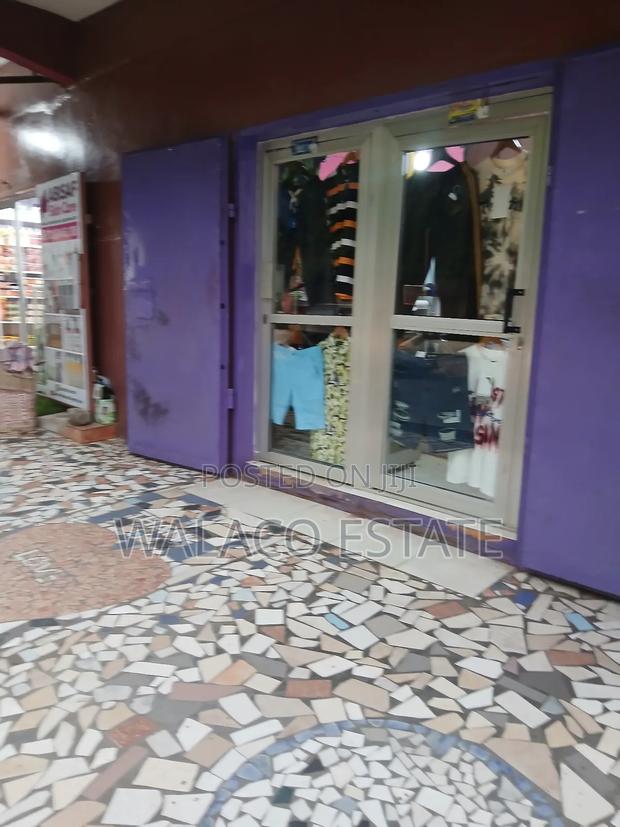 Shop at North Kaneshie for Rent · Photo 1