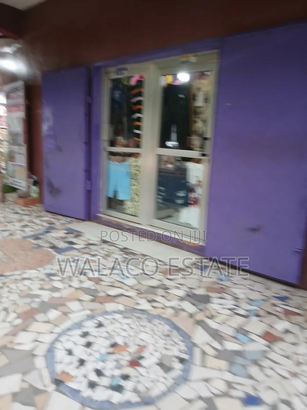 Shop at North Kaneshie for Rent · Photo 4