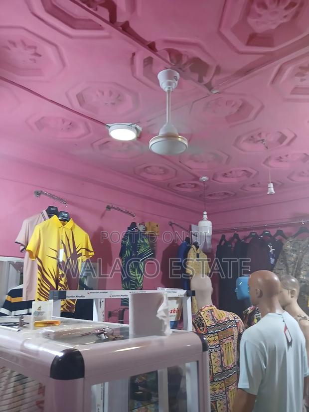 Shop at North Kaneshie for Rent · Photo 6